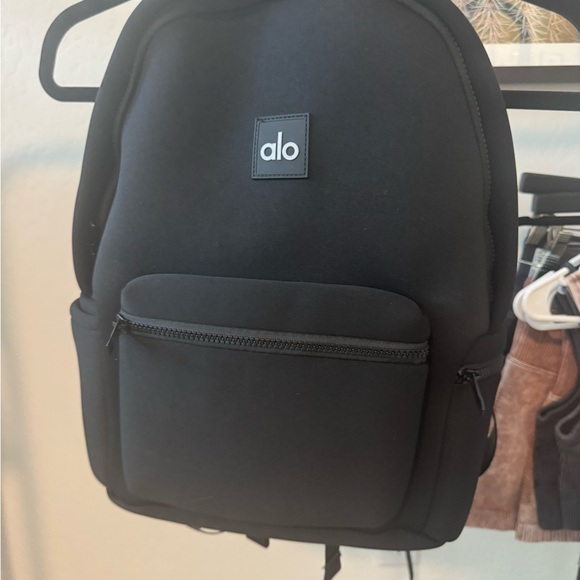 ALO Yoga Classic Black Backpack - Picture 1 of 3